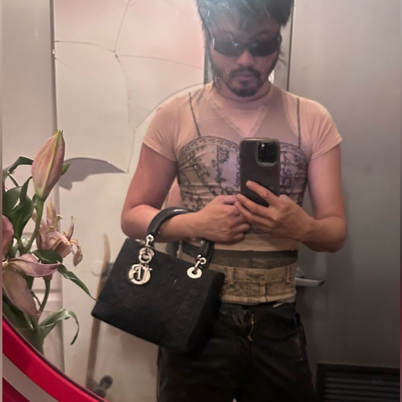 Lady Dior handbag in cannage black medium size - Picture 6 of 11